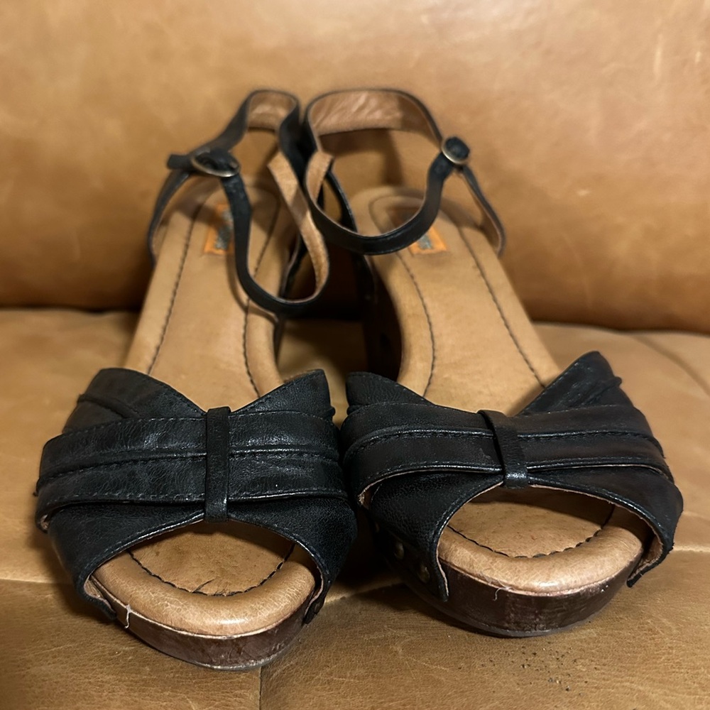 Miz Mooz black peep toe sandals